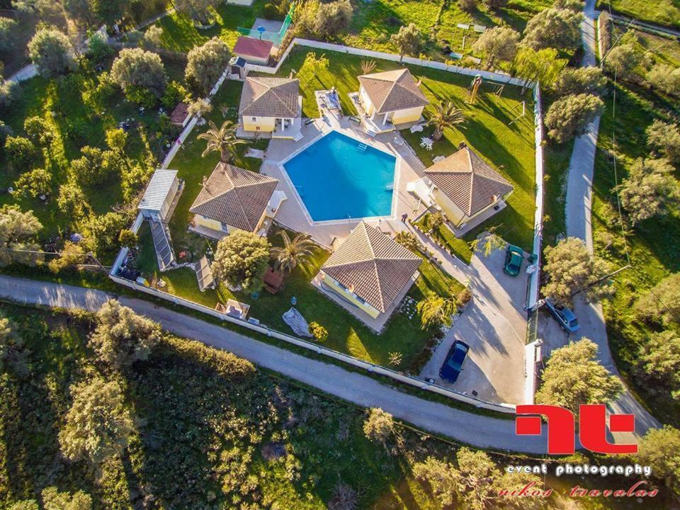 Iliaktida Studio-Villas Frínion Dış mekan fotoğraf
