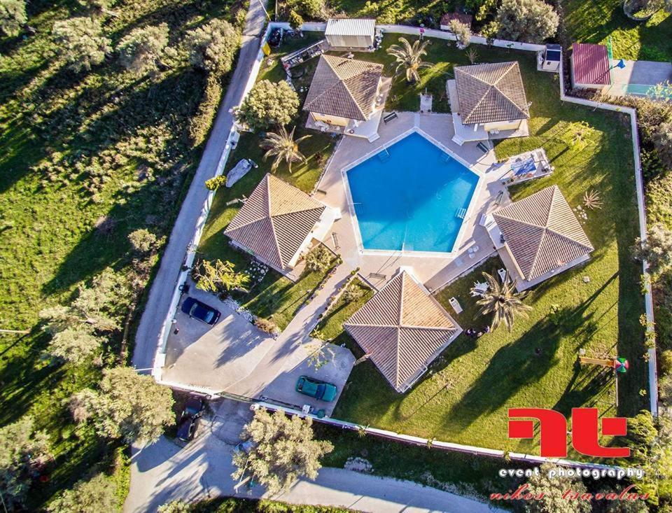 Iliaktida Studio-Villas Frínion Dış mekan fotoğraf