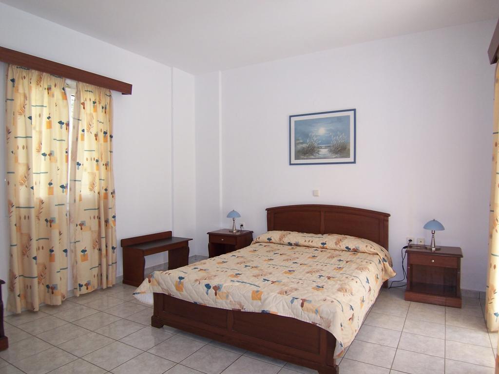 Iliaktida Studio-Villas Frínion Oda fotoğraf
