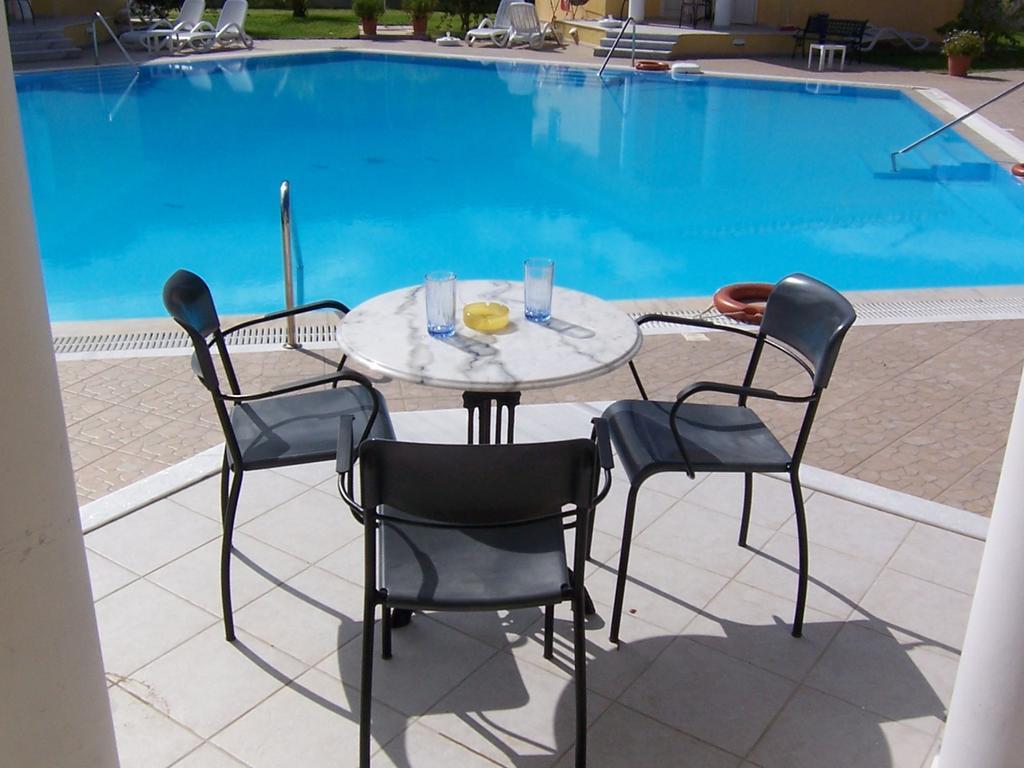 Iliaktida Studio-Villas Frínion Oda fotoğraf